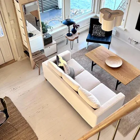 Krystle - Riverside Retreat *