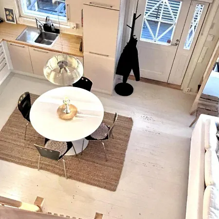 Krystle - Riverside Retreat * Pori